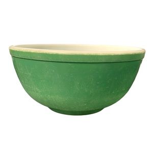 Pyrex Mixing Bowl Primary Color Green